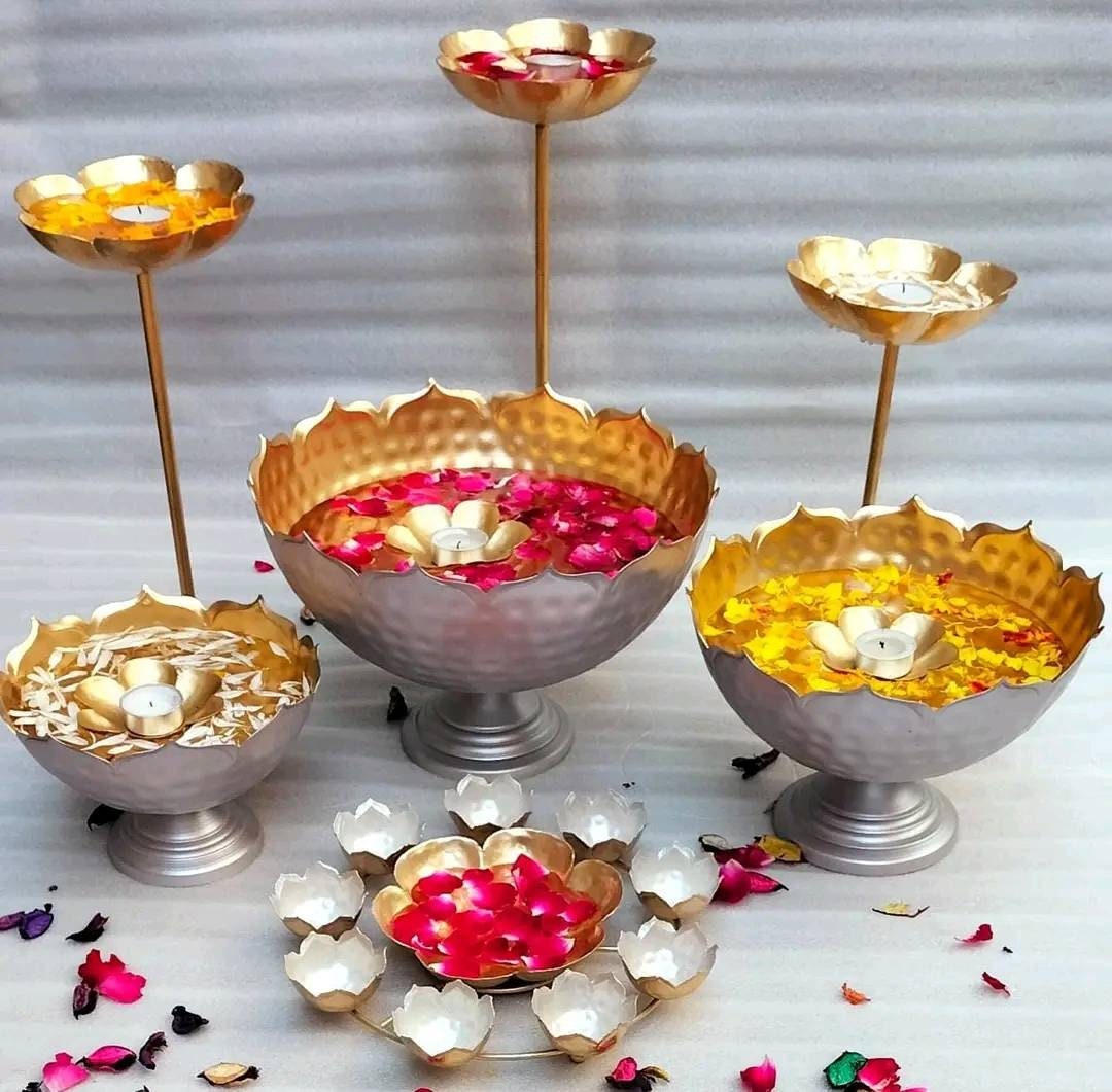 Taj urli set with bowl/Urli with base-candle holder-Votive-RANGOLI/Lotus urli Bowl/Event/wedding/Diwali/Christmas decoration -10 pc set