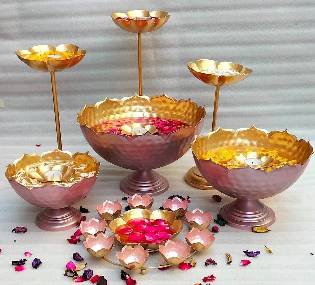 Taj urli set with bowl/Urli with base-candle holder-Votive-RANGOLI/Lotus urli Bowl/Event/wedding/Diwali/Christmas decoration -10 pc set