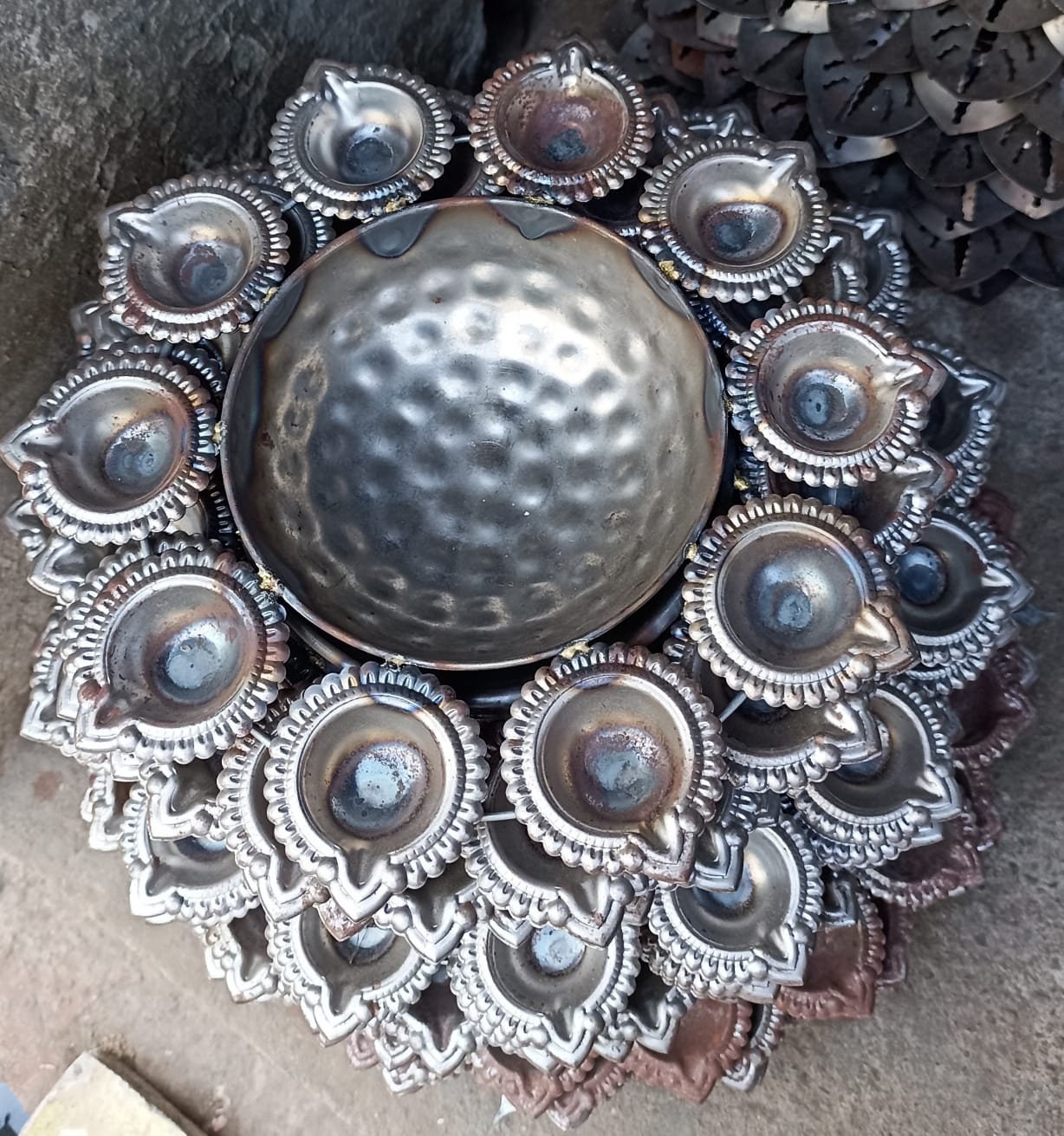 Iron diya Urli with diya set/Urli with stand/Urli with bowl/Candle Festive/CHRISTMAS GIFT diwali/wedding Decor -1 pc-12 inch