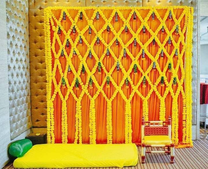 Toran/valence ganpati decoration/backdrops flower toran marigold flowers wedding/haldi/sangee/party backdrop decoration