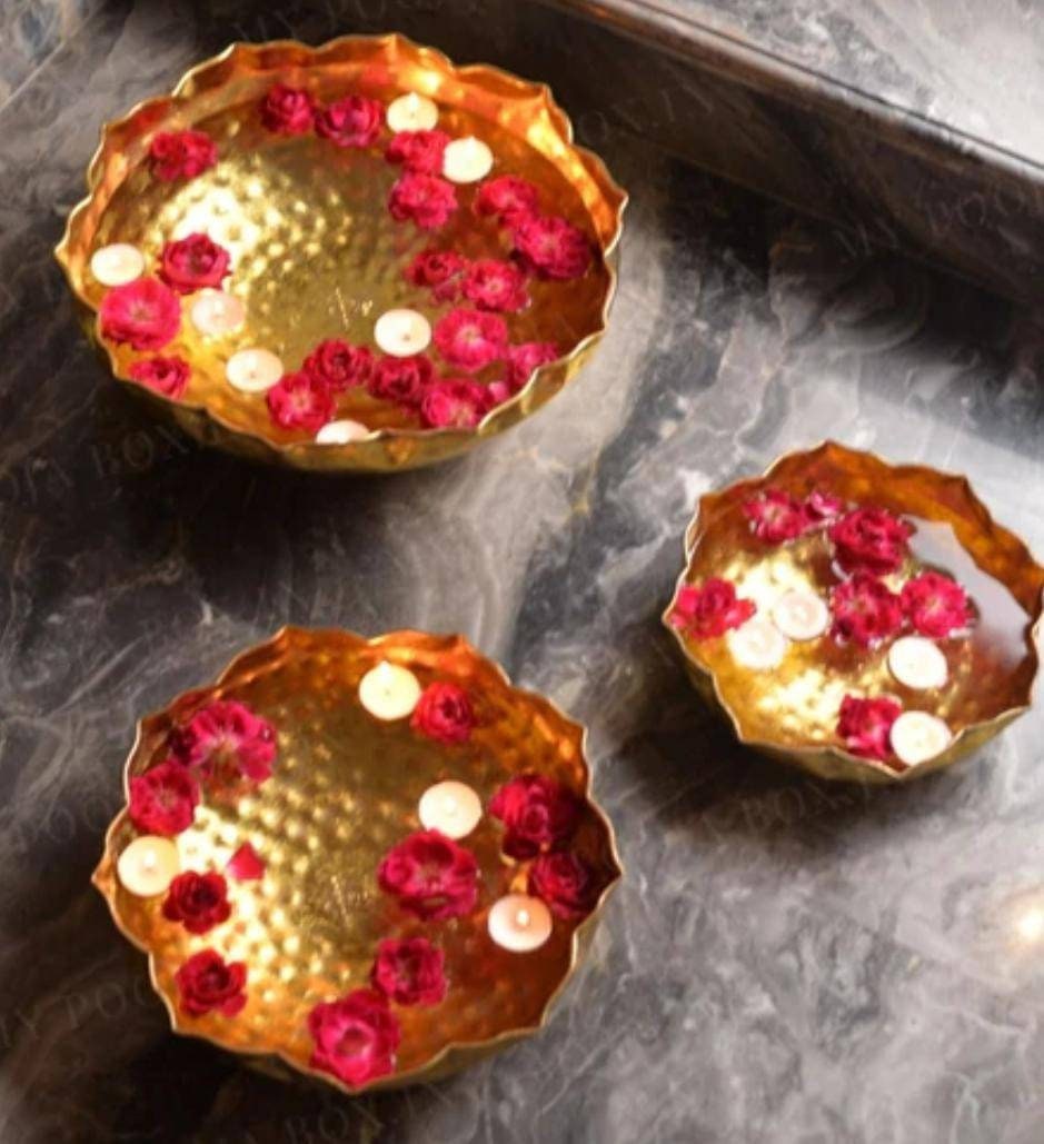 Tashla/Taj urli set Floating Flower/ urli with stand/ urli bowl Candle Festive Decor 3 urli-Event/wedding/Diwali/Christmas decoration