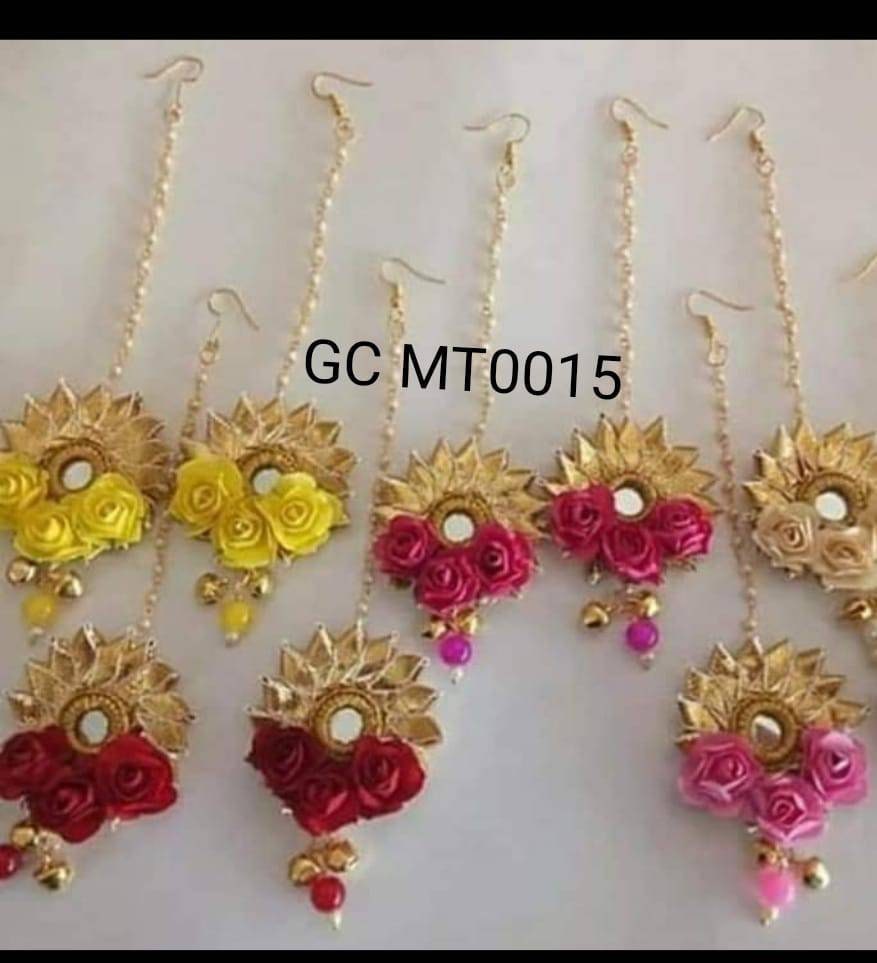 Wedding gift100 Pcs Bridal, Bridesmaid Multicolor MaangTika HandMade Artificial Flower Maang Tikka forehead jewel Haldi,Mehndi,Sangeet Night