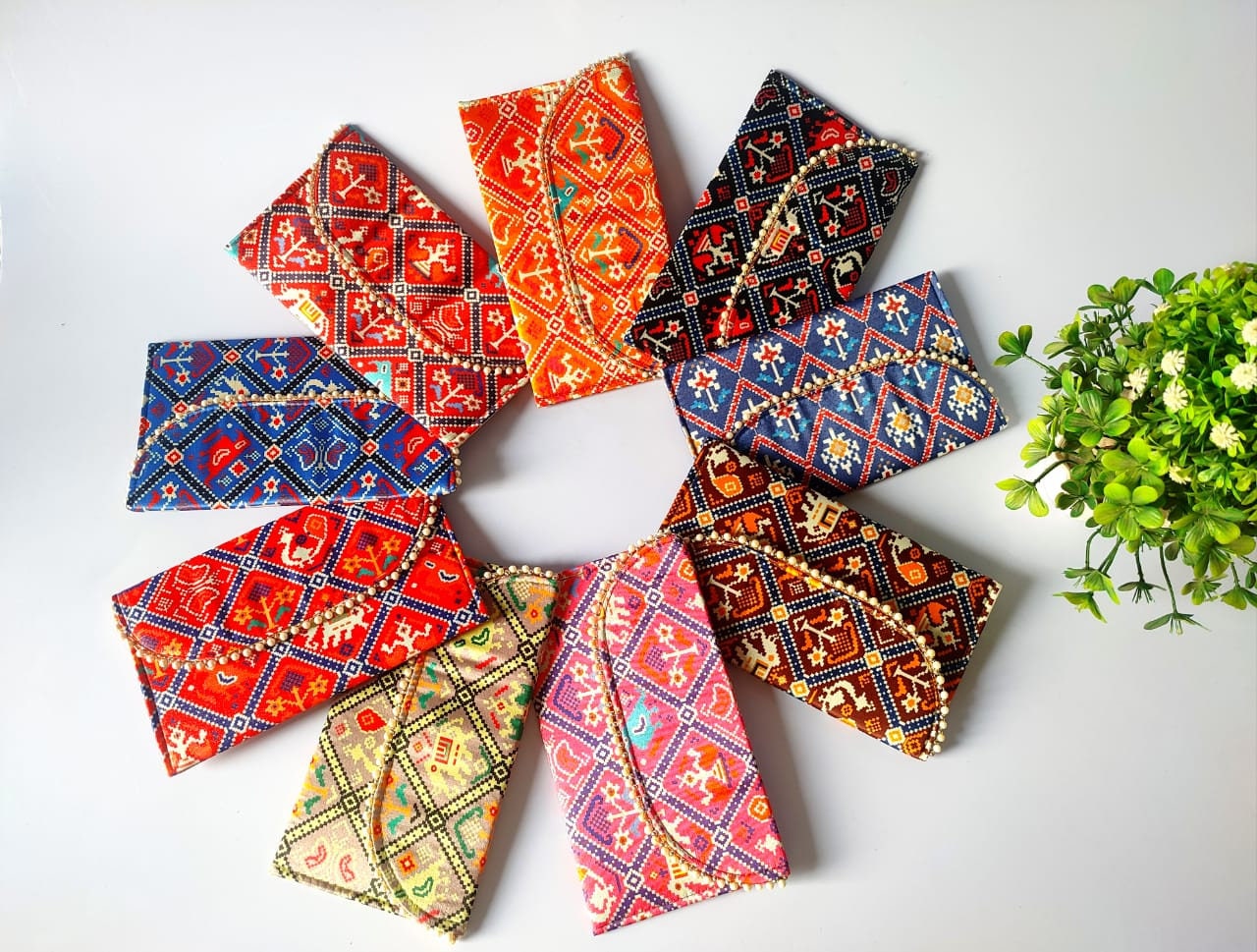 Lot of 100 clutch bags/Evening clutch/party/ festival mehendi/wedding function handbags/giveaways/ return gifts/ 5-100 pc