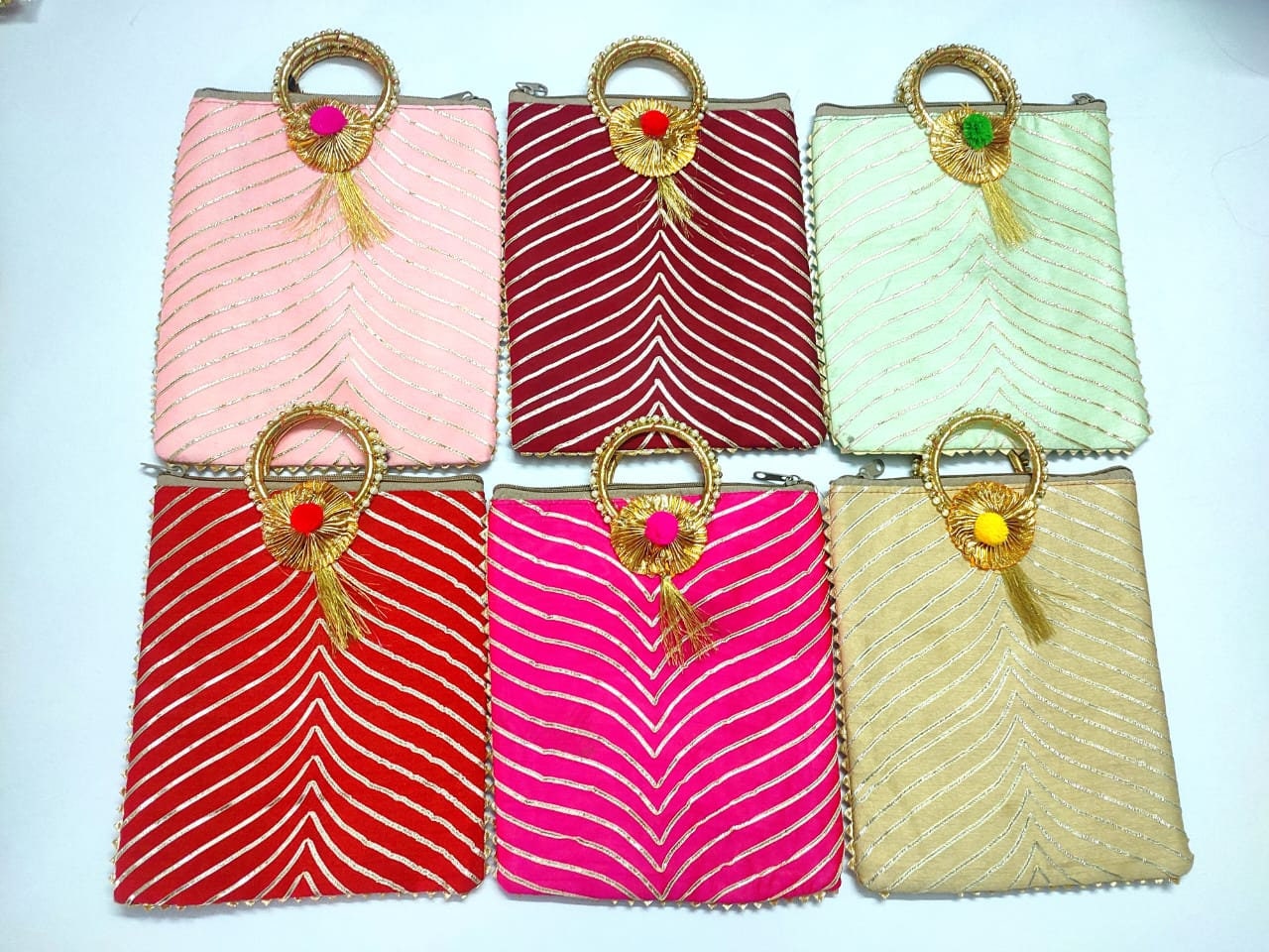 Wholesale 100 Gift Handbag/Pooja bags/wedding favors/party/festival mehndi/wedding handbags/gota patch bags giveaways/return gifts/ favours