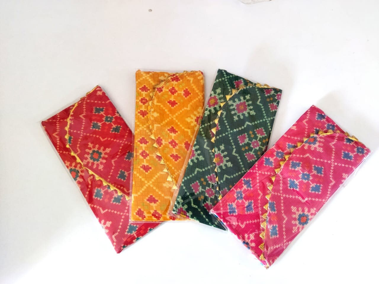 Lot of 100 Shagun Fabric Envelope /Envelope/party/mehendi/wedding favours/giveaways/Return gift