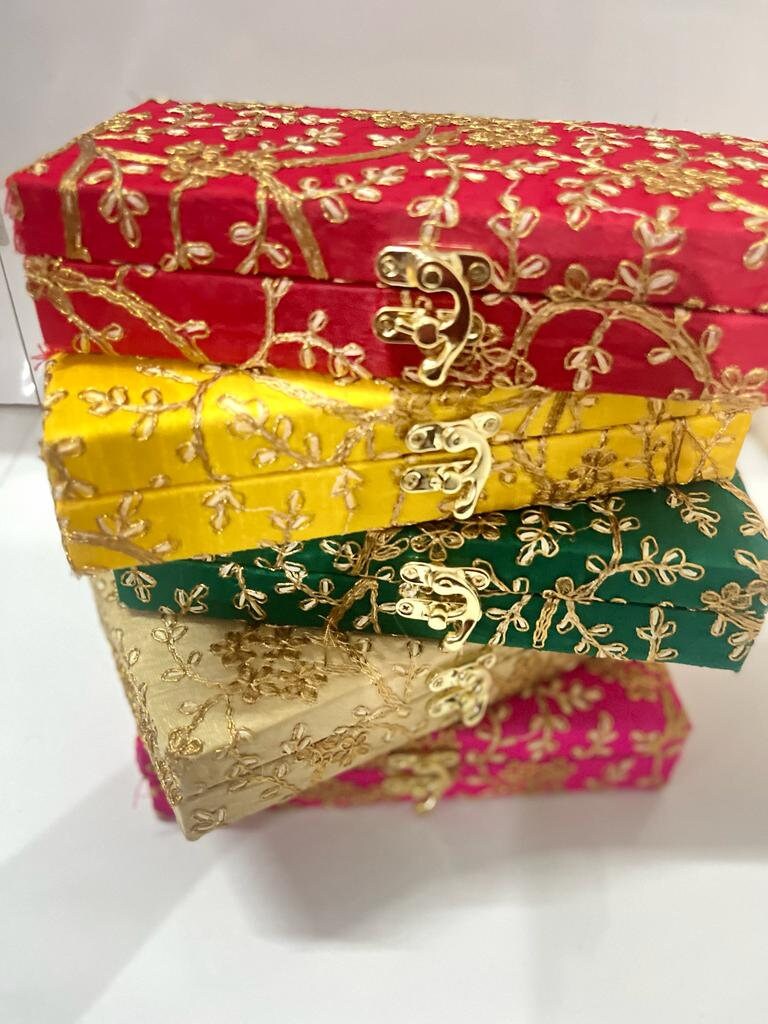 Wholesale Embroidery Cashbox,Traditional Decorative Cash Box,Shagun,Jewelry Box,Weddingcash box,Christmas gifts,Indian Gift Box,Return Gift,