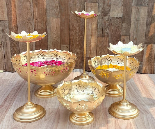 Lotus cut taj Urli/Urali/Iron urli with bowl/urli with stand/Uruli set/Christmas/Pooja/wedding Gift/DIWALI GIFT/Home Decoration 9 Pc