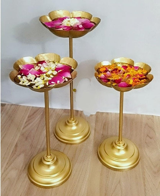 CHRISTMAS Gift Taj urli set/uruli/urli set/urli with stand/urli stand/urli bowl -Event/wedding/Diwali/Christmas decoration-3 pc set